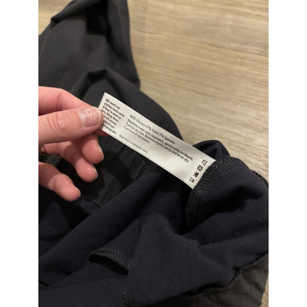 Eileen Fisher Pants Womens Small Black Crepe Ankle Crop Viscose Stretch Pull-On - Picture 5 of 7
